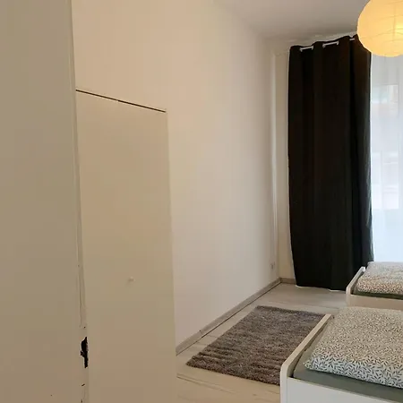 Apartment Schoene Altbauwohnung In Wuppertal