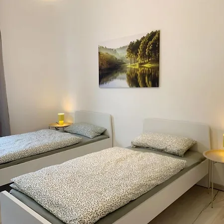 Schoene Altbauwohnung In